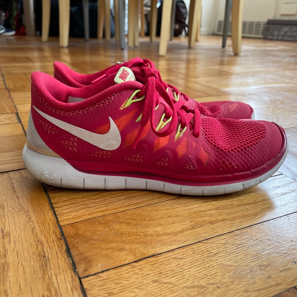 NIKE running sneaker!